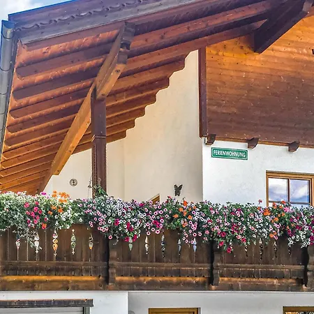 Апартаменты Schoene Ferienwohnung-leutasch