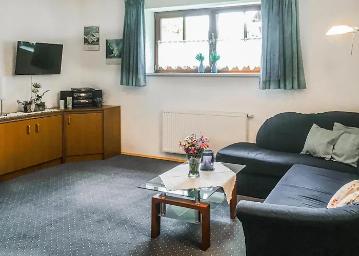 Schoene Ferienwohnung-leutasch Апартаменты *